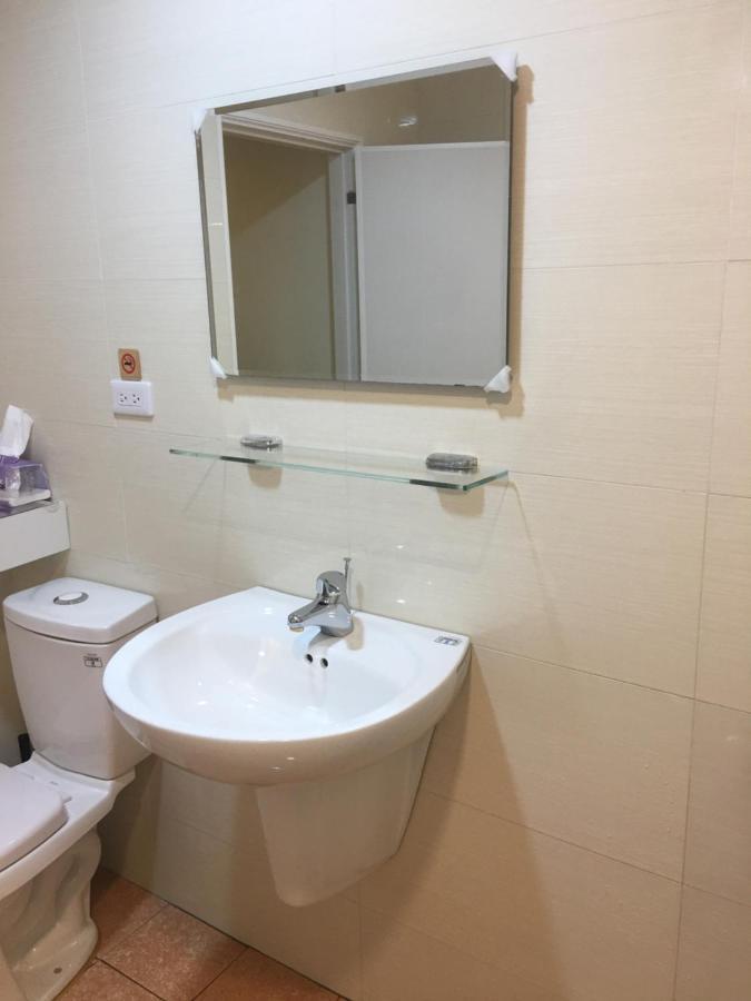 Apartament 台南 T Ainan Zewnętrze zdjęcie